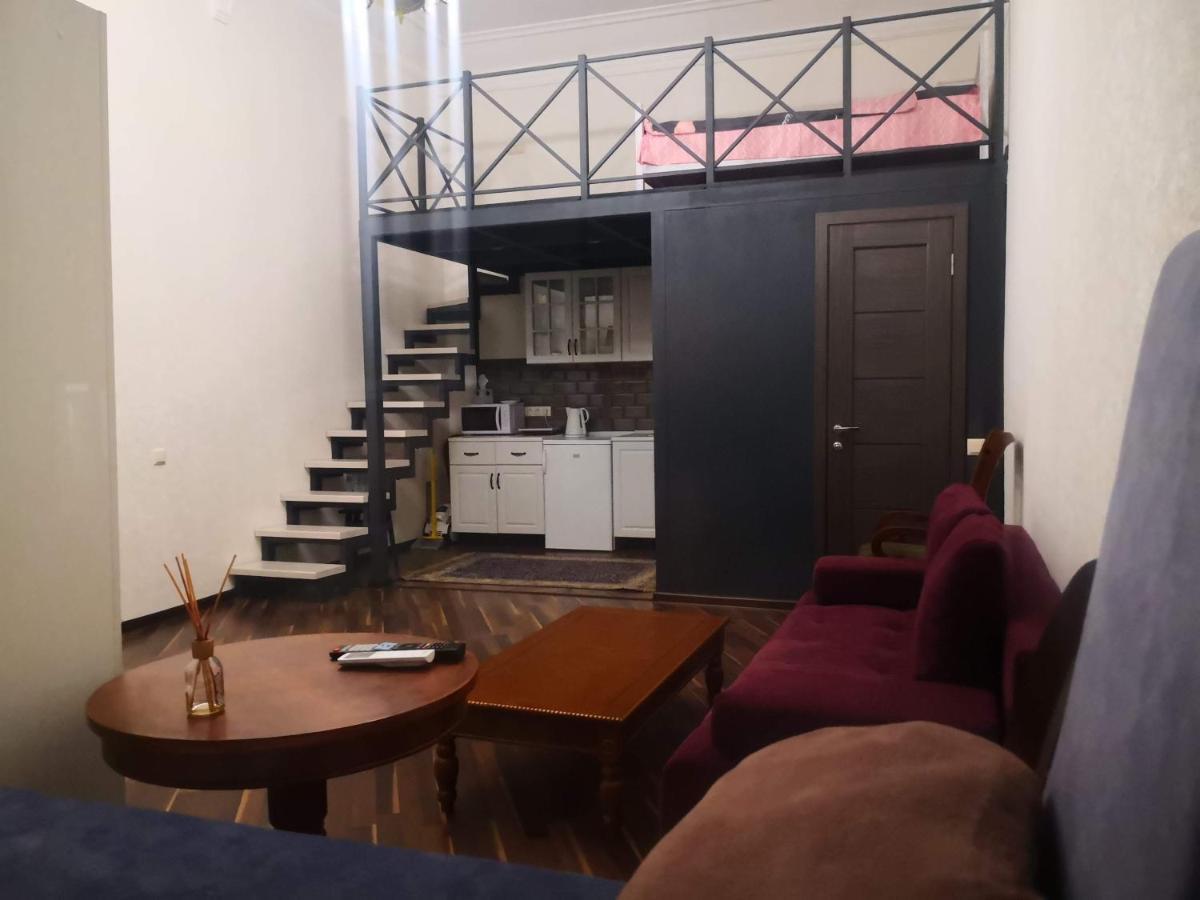 Затишні Апартаменти, Вулиця Дерибасівська, 13 Odessa Zewnętrze zdjęcie