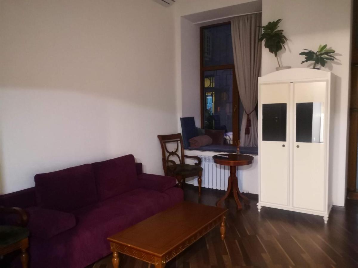 Затишні Апартаменти, Вулиця Дерибасівська, 13 Odessa Zewnętrze zdjęcie